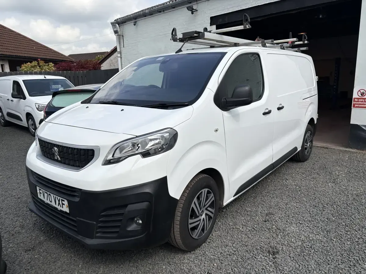 Begagnad Peugeot Expert 2021 Vit Van