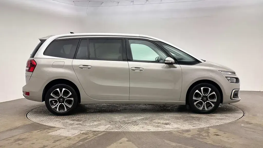 Used Citroën C4 SpaceTourer Feel 131 HP (96 kW) 2019 MPV