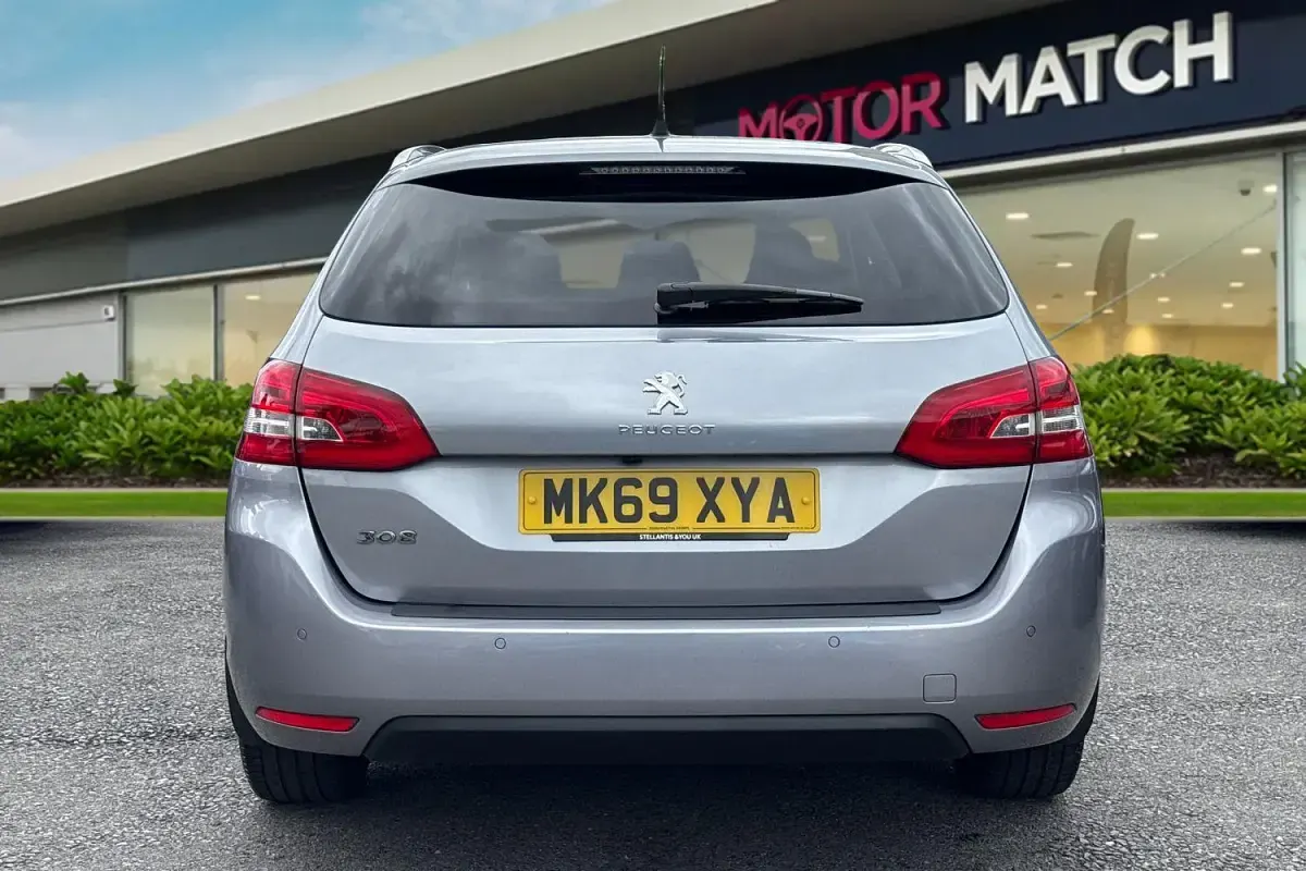 Used Peugeot 308 SW Allure 2019 Grey Estate