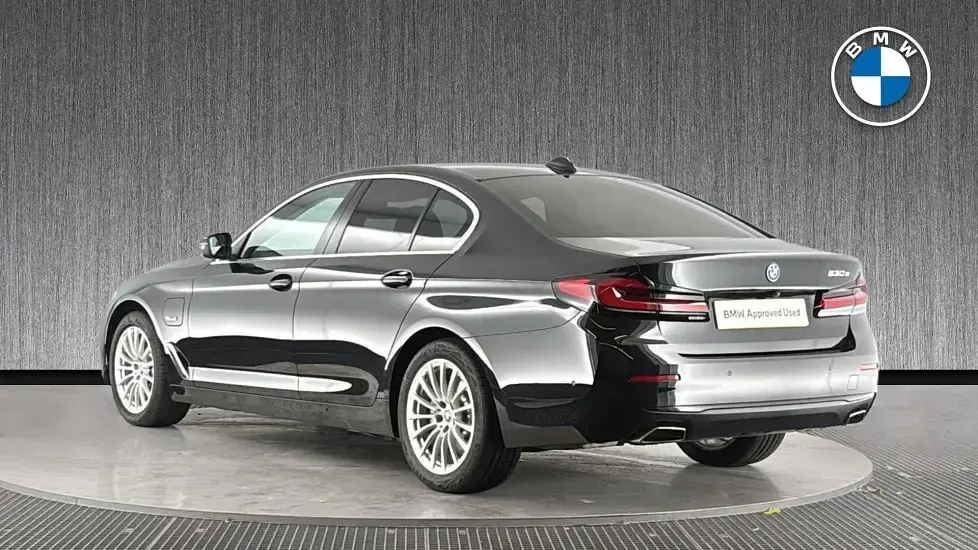 Used BMW 530e Sport Line 288 HP (211 kW) 2023 Black