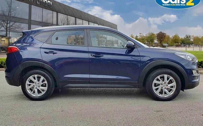 Used Hyundai Tucson SE 132 HP (97 kW) 2020 Blue SUV