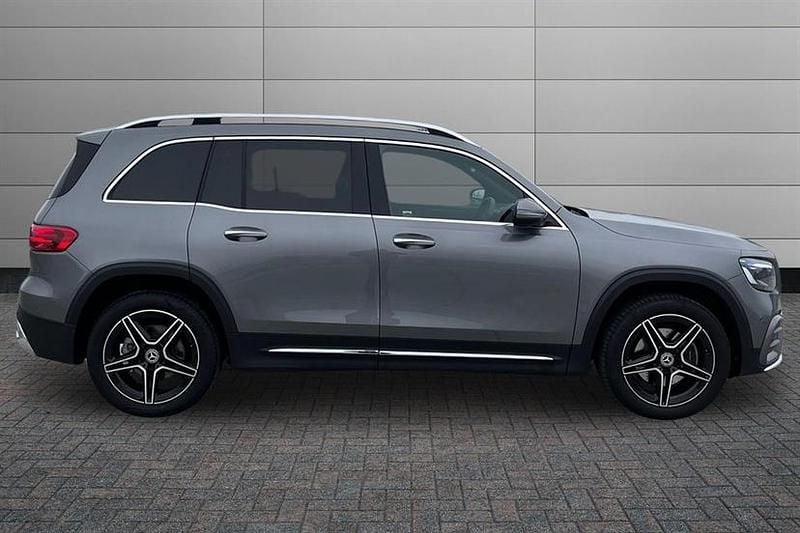 Used Mercedes GLB200 Executive 163 HP (119 kW) 2025 Cosmos black SUV