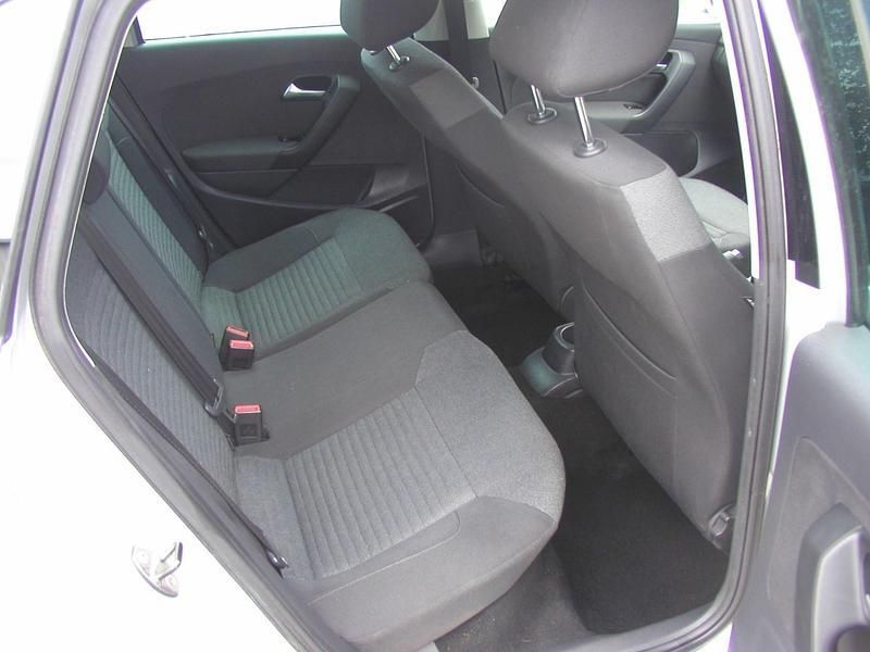 Image 4/4