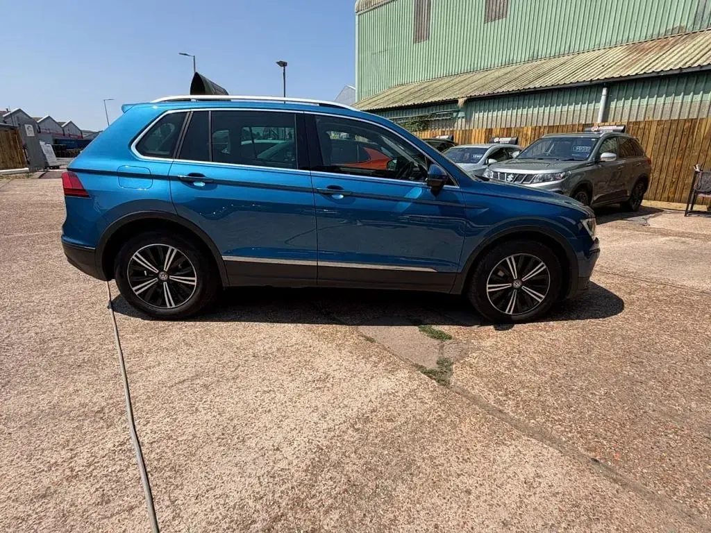 Used VW Tiguan SE 150 HP (110 kW) 2018 Blue SUV