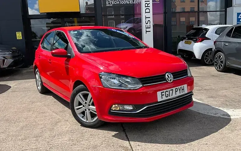 Used VW Polo Match 90 HP (66 kW) 2016 Hatchback