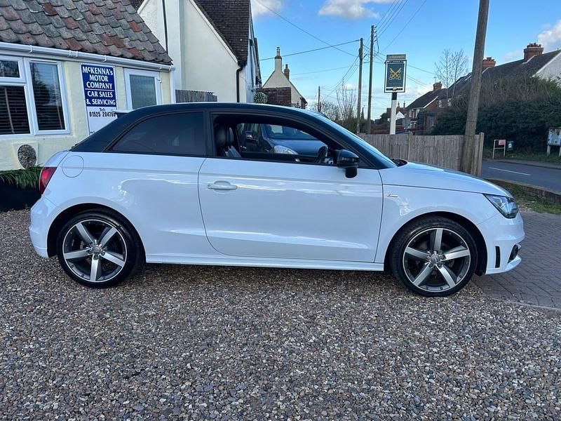 Used Audi A1 S-Line 86 HP (63 kW) 2015 White Hatchback