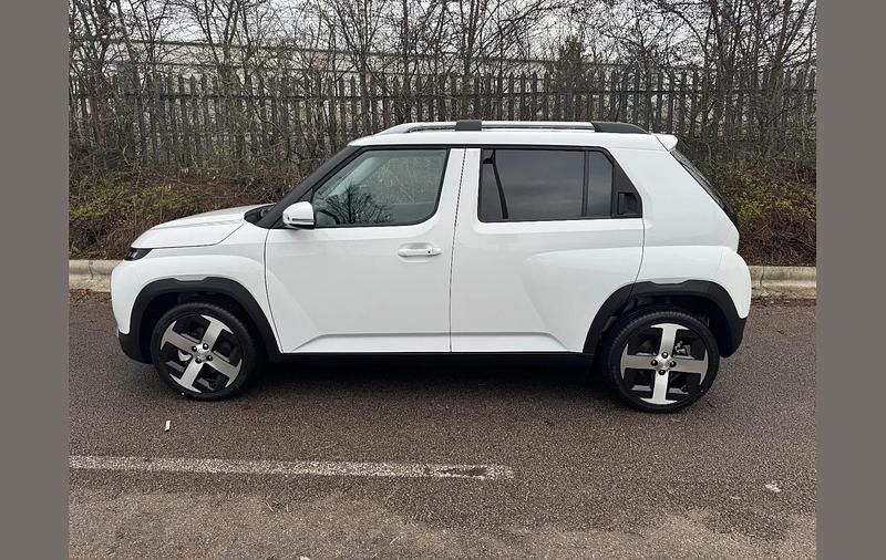 New Hyundai Inster 85 kW (116 HP) 2025 White Hatchback
