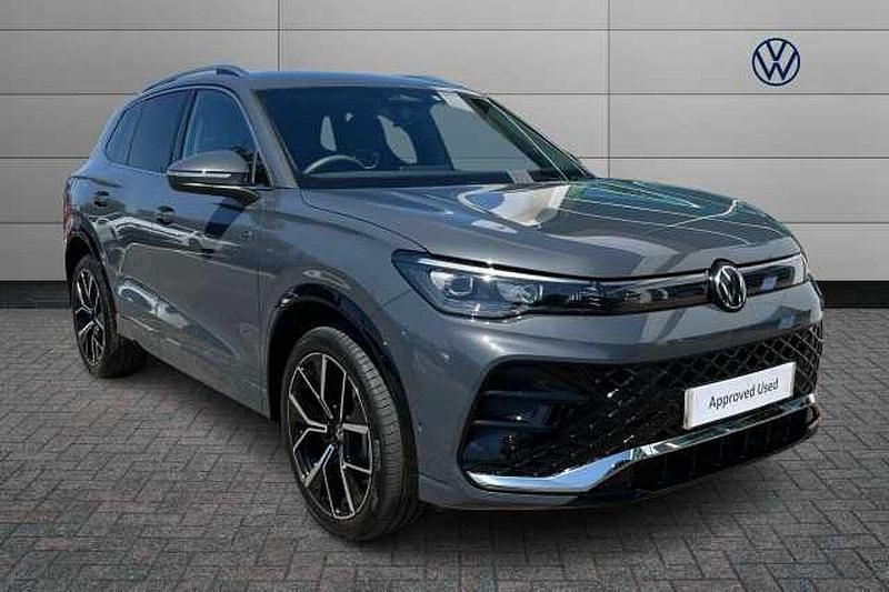 Grey Used 2025 VW Tiguan R-line SUV | £38,250 (Expensive) - Image 1/4