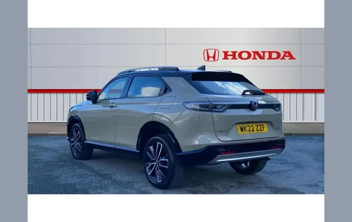Used Honda HR-V Advance 131 HP (96 kW) 2022 Beige SUV