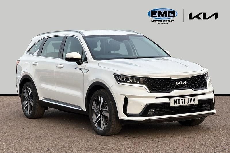 White Used 2021 Kia Sorento 2 SUV | £33,295 (Good price) - Image 1/3