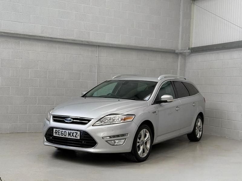 Used Ford Mondeo Titanium 140 HP (102 kW) 2011 Silver Estate