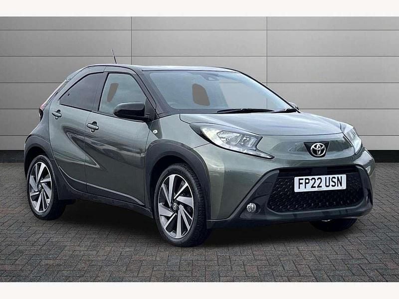 Green Used 2022 Toyota Aygo Hatchback | £14,160 (Fair price) - Image 1/2