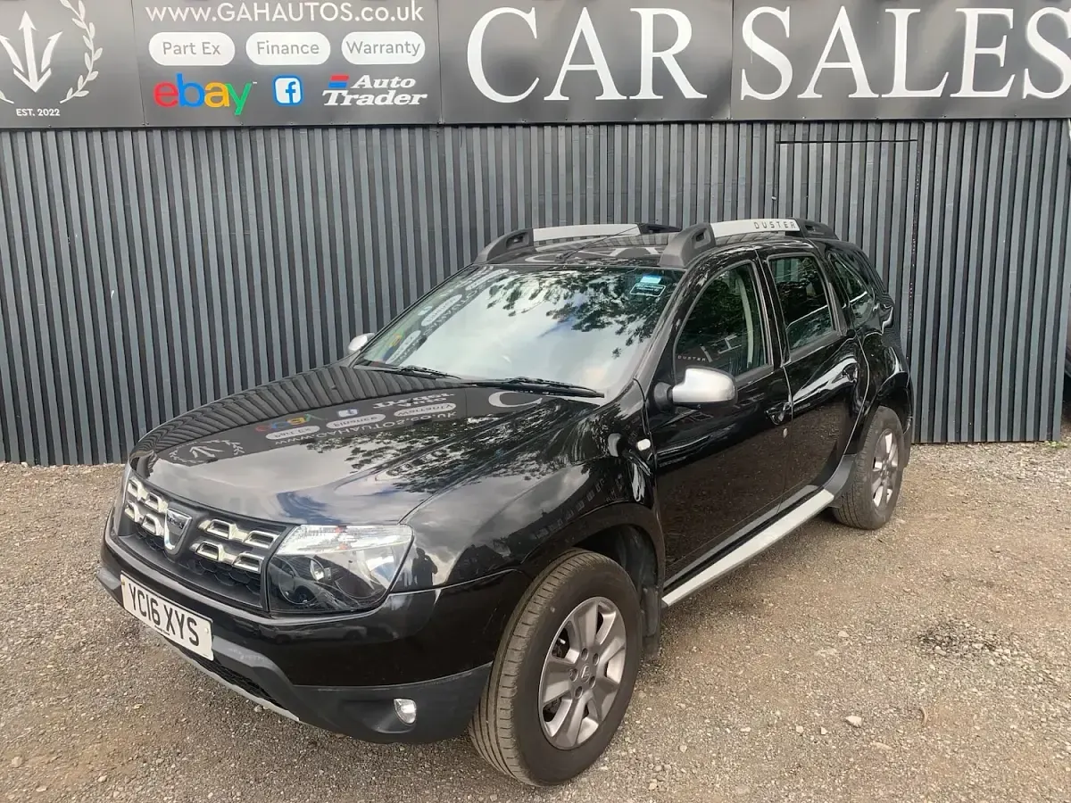 Used Dacia Duster Lauréate 110 HP (80 kW) 2016 Black SUV