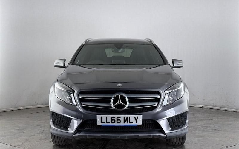 Used Mercedes GLA200 AMG line 136 HP (100 kW) 2016 Grey SUV