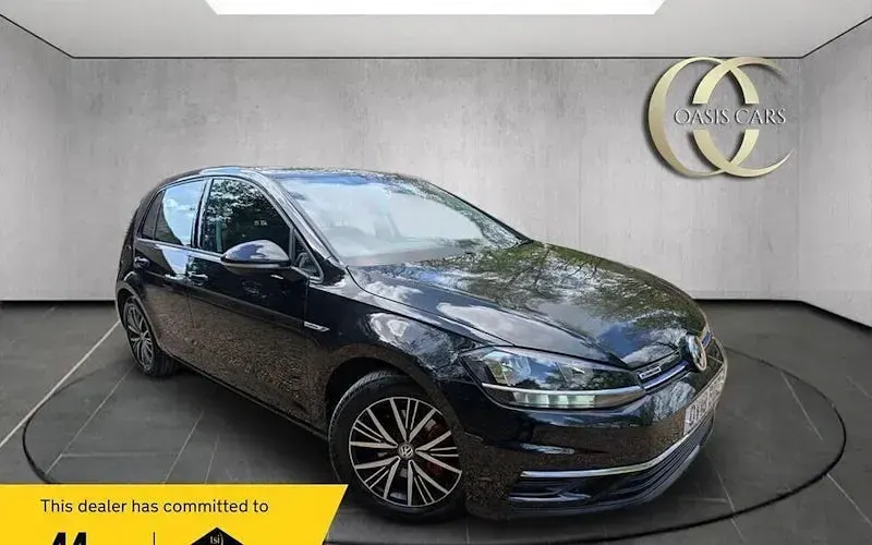 Used VW Golf VII SE 131 HP (96 kW) 2018 Hatchback