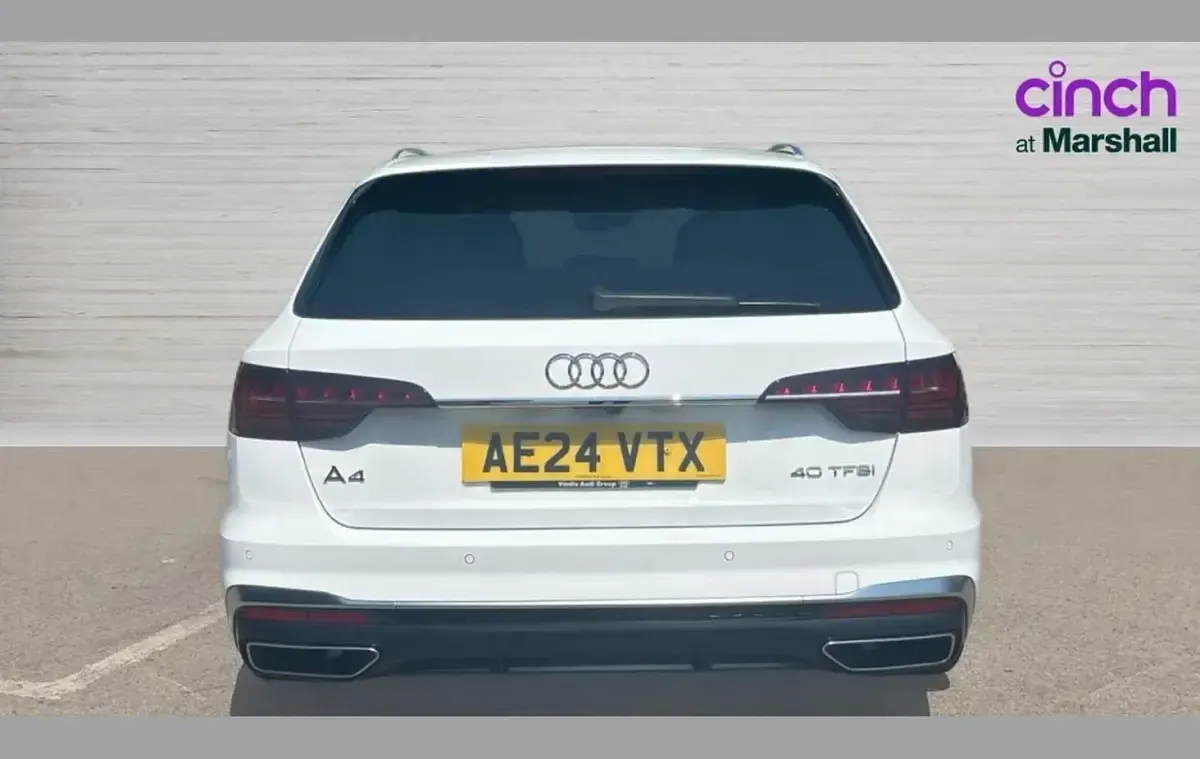 Used Audi A4 S-Line 204 HP (150 kW) 2024 White Estate