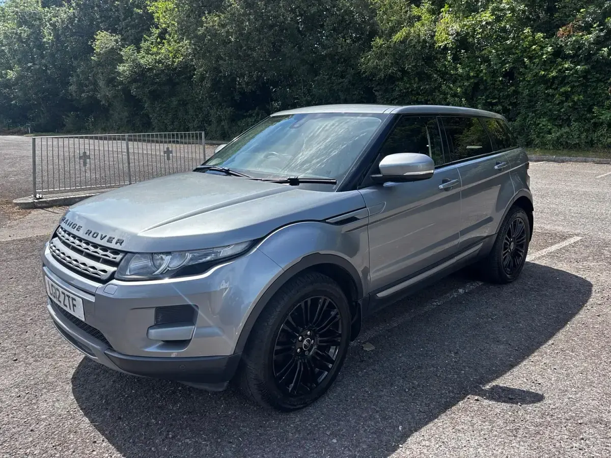 Used Land Rover Range Rover evoque Pure 150 HP (110 kW) 2012 Grey SUV