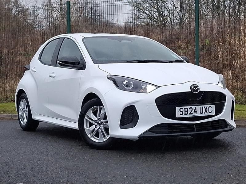 Used Mazda 2 Center-Line 116 HP (85 kW) 2024 White Hatchback
