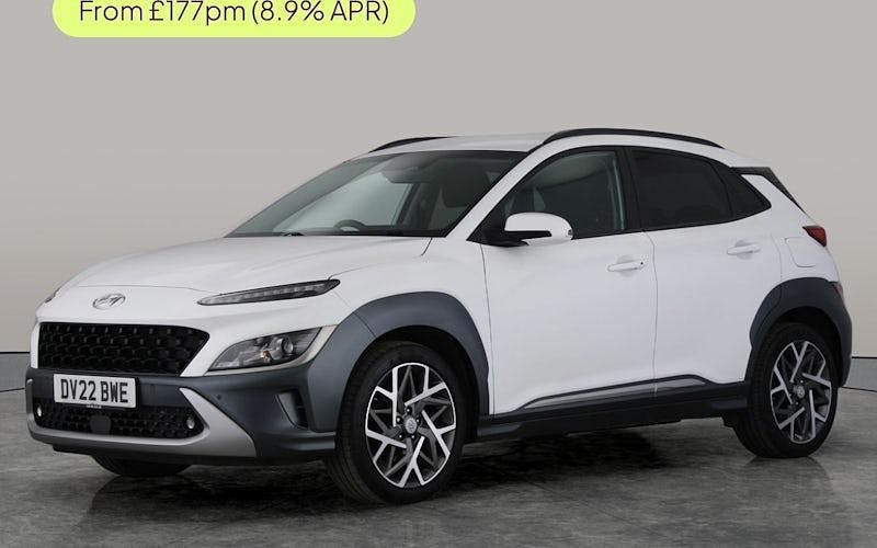 Second-hand Hyundai Kona Premium 141 CP (103 kW) 2022 Alb SUV