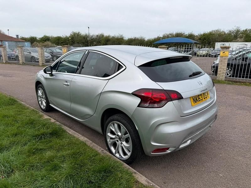 Usado Citroën DS4 2013 Prateado Citadino