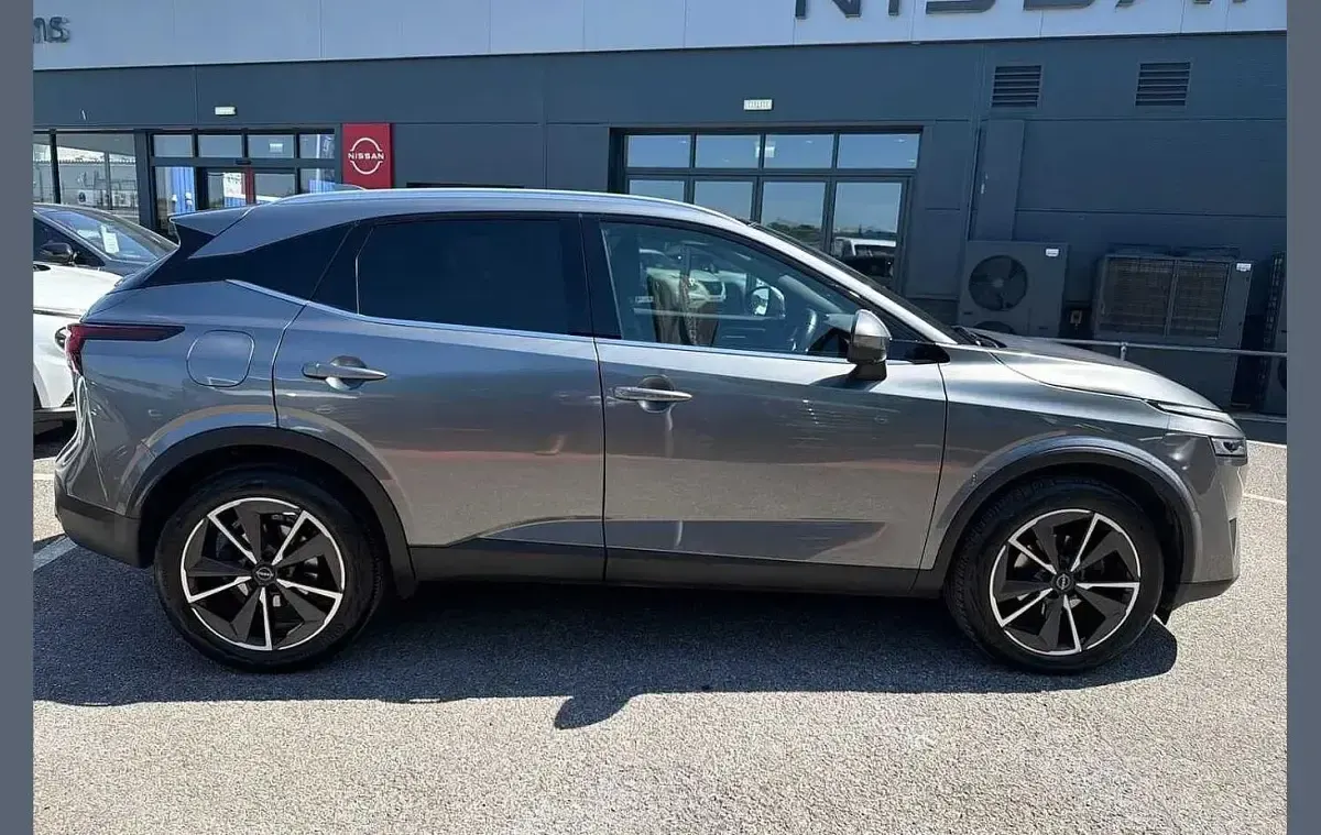 Used Nissan Qashqai Tekna 138 HP (101 kW) 2023 Grey SUV