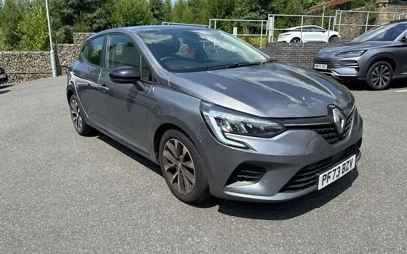 Used Renault Clio Evolution 90 HP (66 kW) 2022 Hatchback