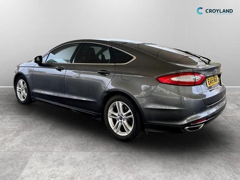 Used Ford Mondeo Titanium 180 HP (132 kW) 2015 Grey Hatchback