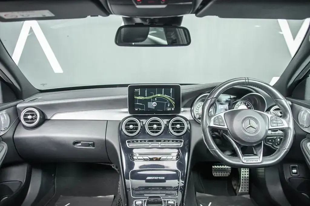 Begagnad Mercedes C63 AMG Premium 2017 Grå Sedan