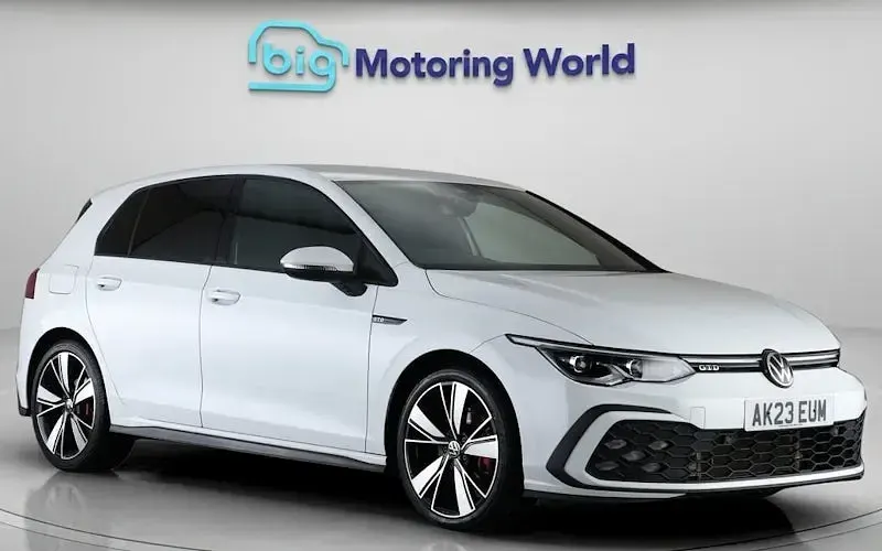 Second-hand VW Golf VIII GTD 200 CP (147 kW) 2023 Alb Hatchback