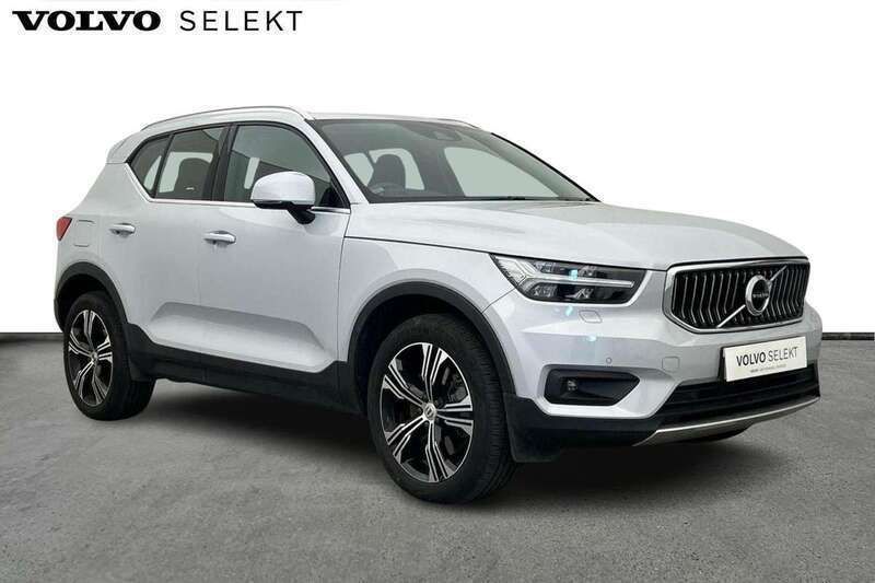 Silver Used 2022 Volvo XC40 Inscription SUV | £26,500 (Fair price) - Image 1/3