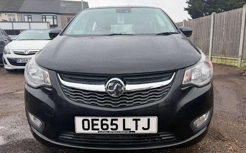 Used Vauxhall Viva 75 HP (55 kW) 2016 Black Hatchback