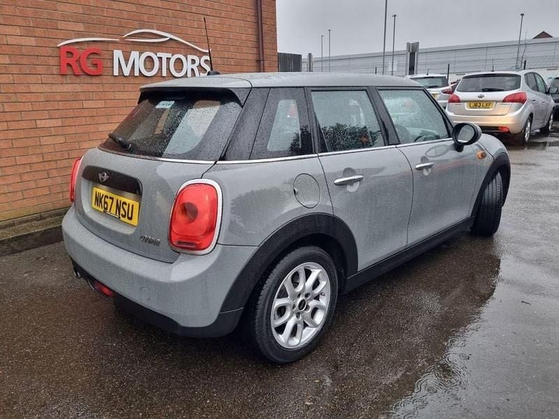 Used Mini Cooper Hatch 134 HP (98 kW) 2017 Grey Hatchback
