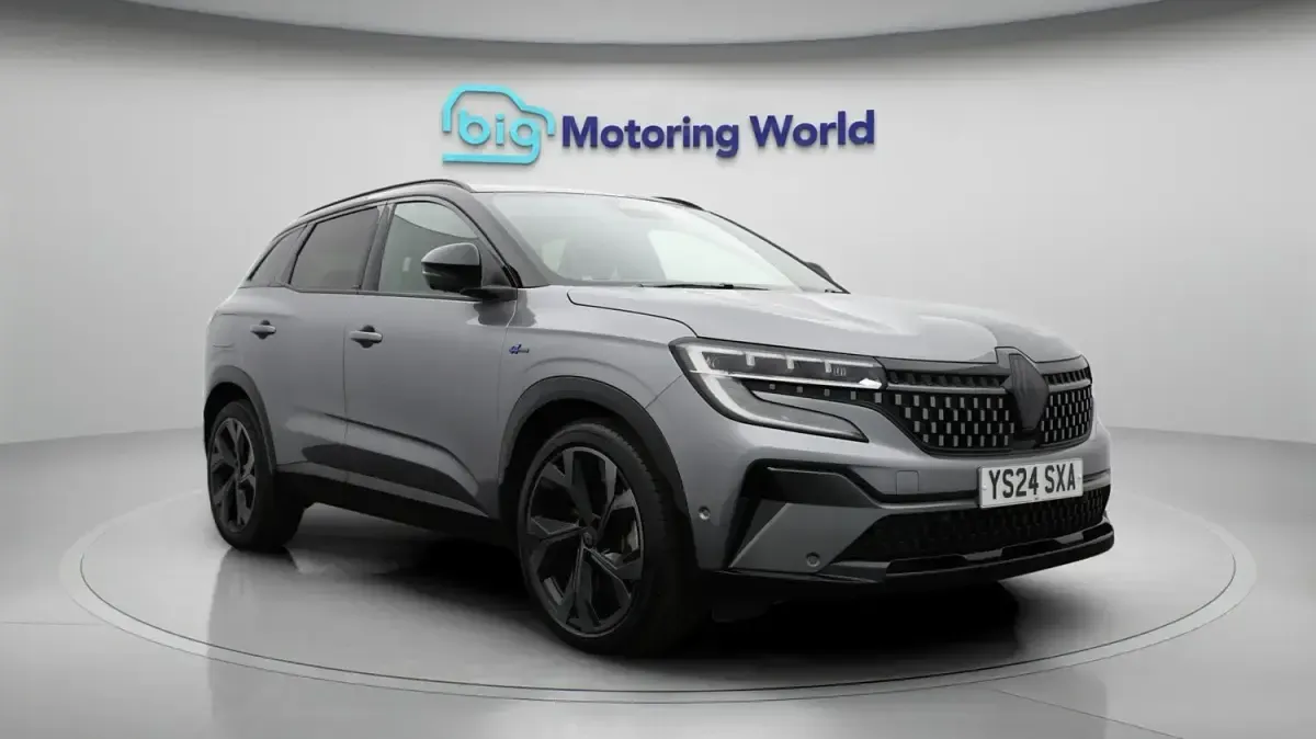 Usado Renault Austral Iconic Esprit Alpine 200 HP (147 kW) 2024 SUV