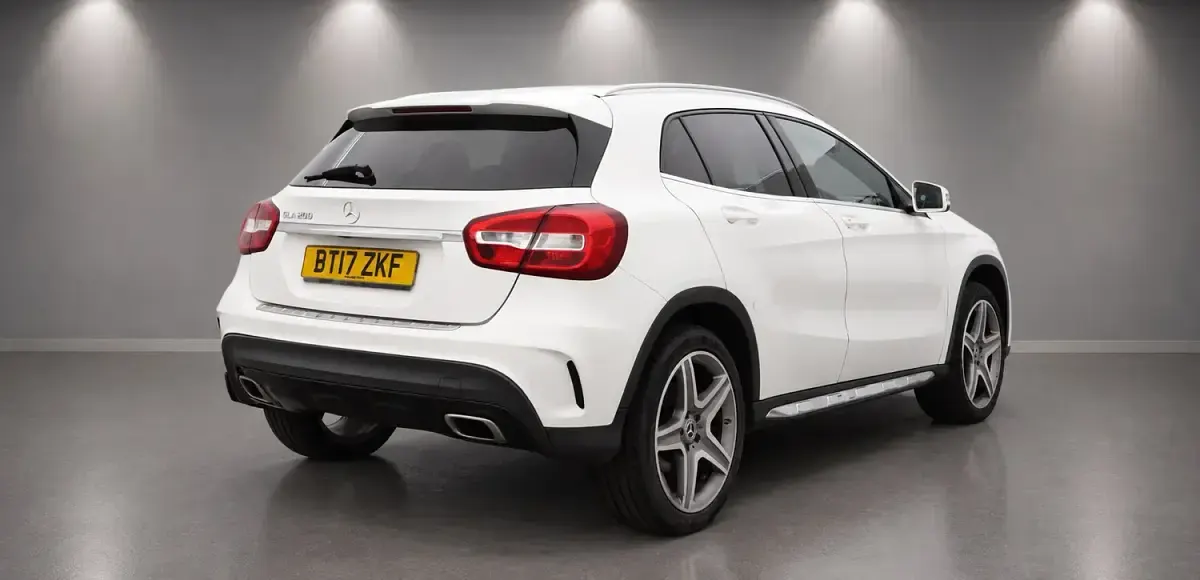 Used Mercedes GLA200 AMG line 156 HP (114 kW) 2017 White SUV