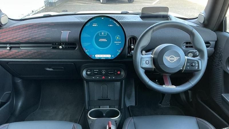 Usado Mini Cooper Hatch 113 kW (154 HP) 2025 Branco Citadino