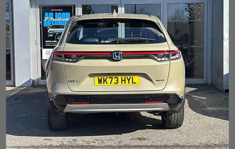 Used Honda HR-V Advance 131 HP (96 kW) 2023 Sand khaki SUV