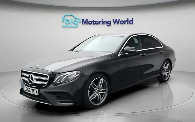 Used Mercedes E220 AMG line 194 HP (142 kW) 2019 Sedan