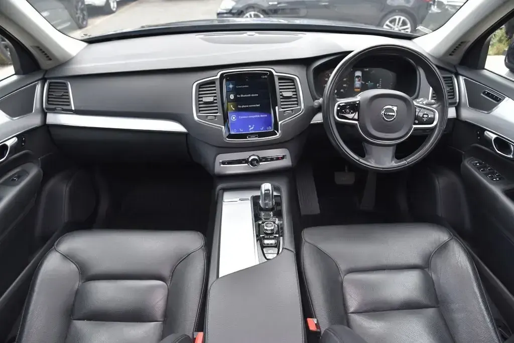 Used Volvo XC90 Momentum 2016 Grey SUV