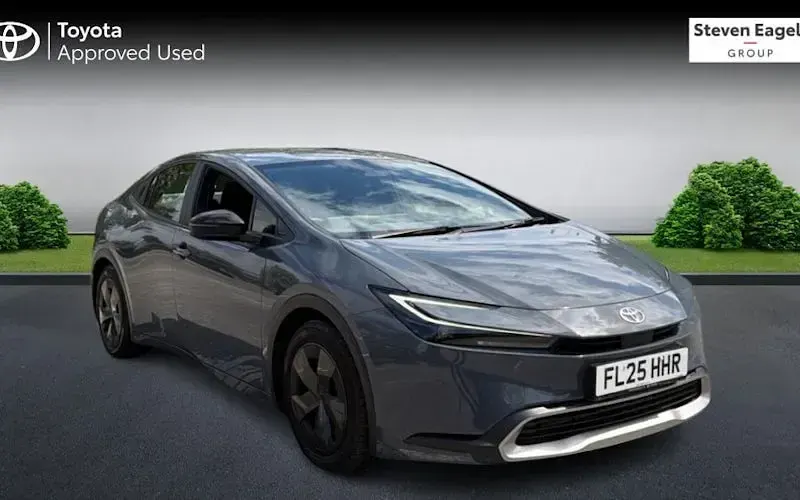 Used Toyota Prius Design 223 HP (164 kW) 2025 Hatchback