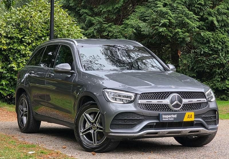 Grey Used 2020 Mercedes GLC300 AMG line SUV | £21,250 (Fair price) - Image 1/4