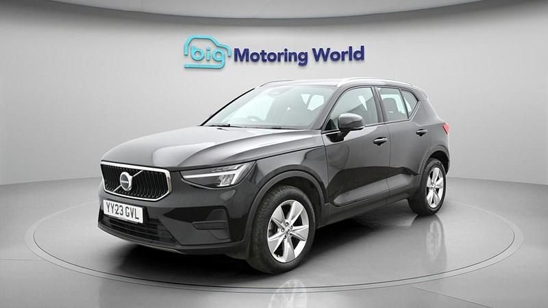 Used Volvo XC40 Core 163 HP (119 kW) 2023 Black SUV