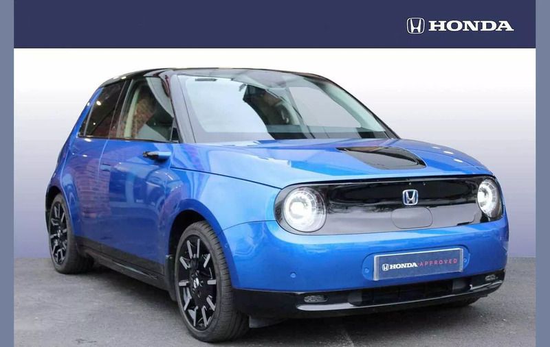 Premium crystal blue Used 2021 Honda e Advance Hatchback | £15,450 (Fair price) - Image 1/4