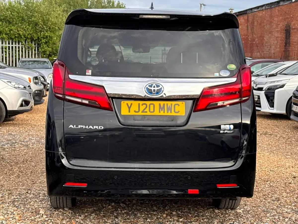 Used Toyota Alphard 190 HP (139 kW) 2025 Black MPV