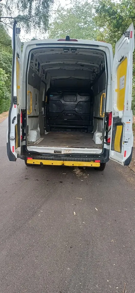 Used Ford Transit 170 HP (125 kW) 2019 White Van