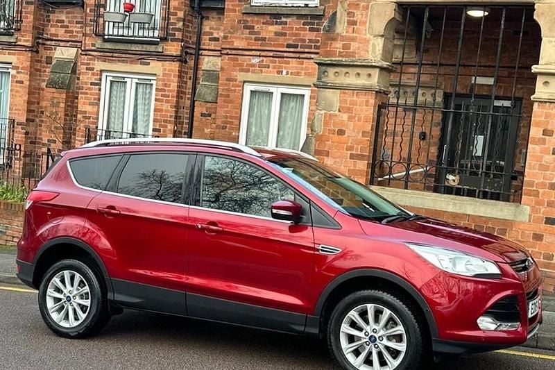 Red Used 2016 Ford Kuga Titanium SUV | £5,750 (Super price) - Image 1/1