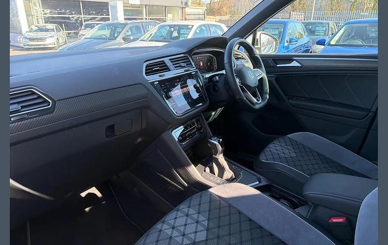 Used VW Tiguan R-line 150 HP (110 kW) 2023 White SUV