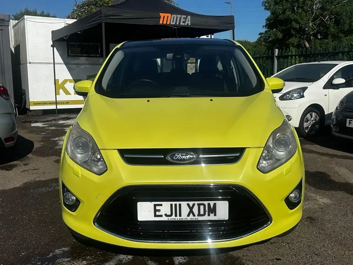 Used Ford C-MAX Titanium 2011 Green MPV