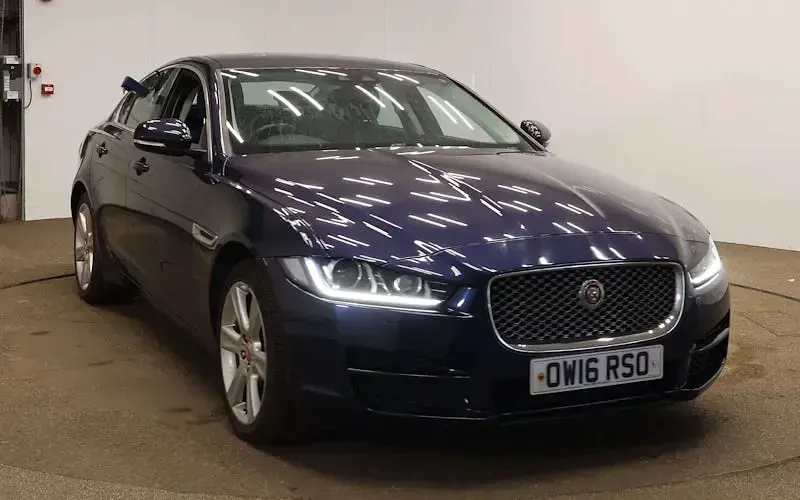 Gebraucht Jaguar XE Portfolio 179 PS (131 kW) 2019 Limousine