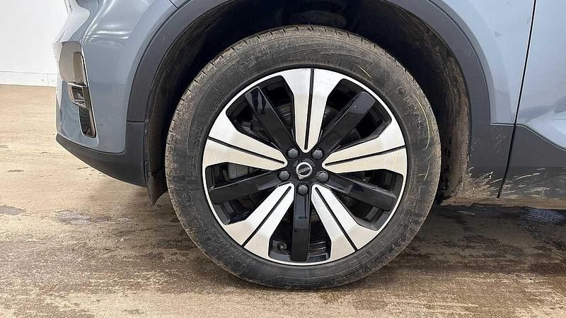 Used Volvo XC40 Plus 169 kW (231 HP) 2022 Grey SUV
