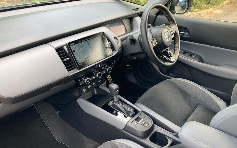 Image 2/4